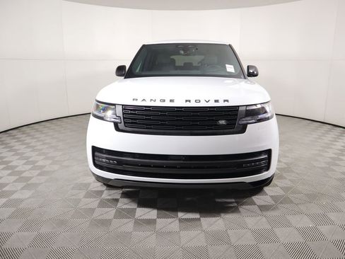 New 2026 Land Rover Range Rover SE image 2