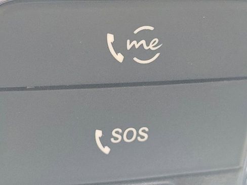 Certified 2021 Mercedes-Benz GLA 250 4MATIC image 9