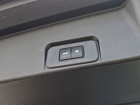 Certified 2023 Nissan Rogue SV w/ SV Premium B Package image 28