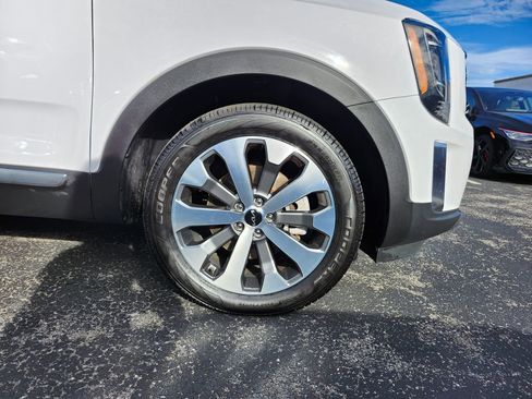 Used 2022 Kia Telluride S image 23