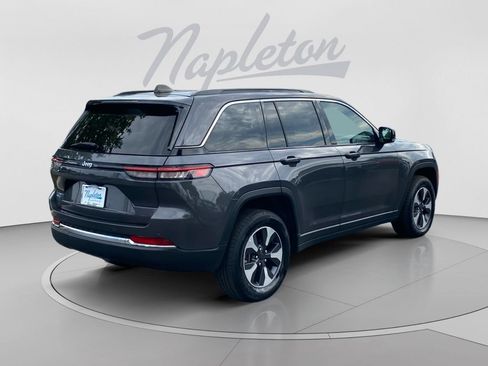 Used 2024 Jeep Grand Cherokee Limited 4xe AWD/4WD image 6