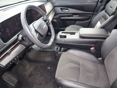 Certified 2024 Nissan Ariya FWD image 16