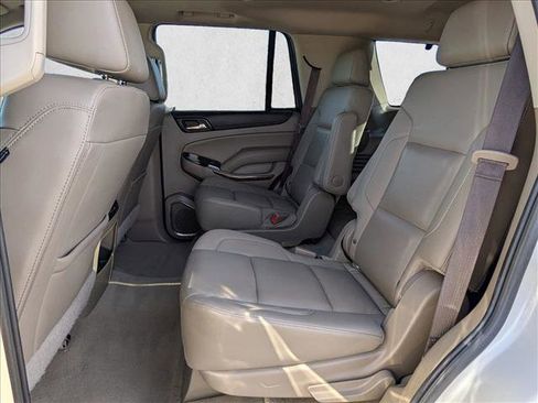 Used 2020 GMC Yukon SLT w/ Open Road Package image 17