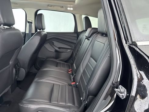 Used 2019 Ford Escape SEL AWD/4WD image 25