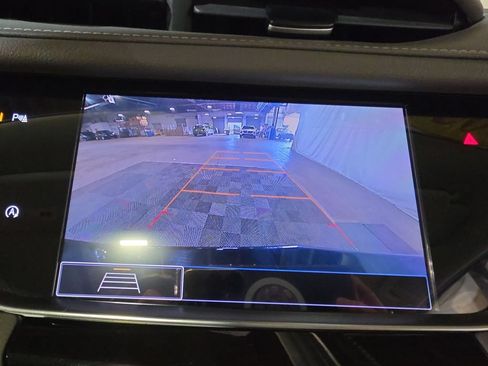Used 2020 Cadillac XT5 Premium Luxury AWD/4WD image 23