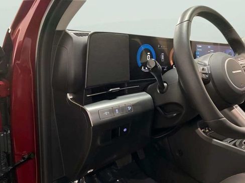 Used 2026 Hyundai Kona SEL Sport FWD image 14