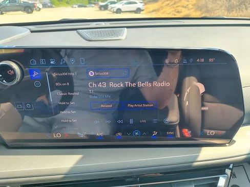 New 2026 Chevrolet Traverse LT w/ Enhanced Driving Package image 23