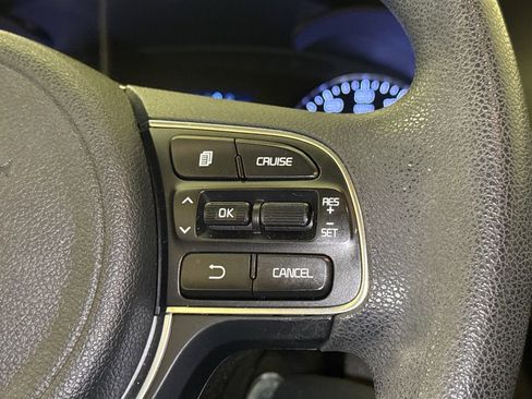 Used 2018 Kia Optima LX image 28
