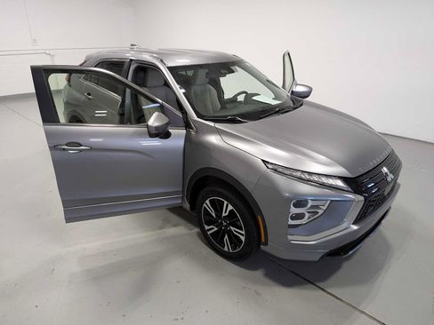 Used 2024 Mitsubishi Eclipse Cross SEL AWD/4WD image 16