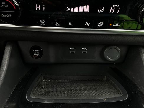 Used 2025 Nissan Rogue SV image 25