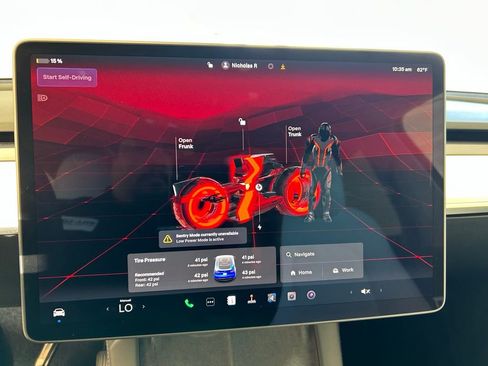 Used 2025 Tesla Model Y Long Range image 24