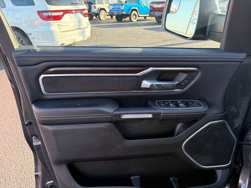 Used 2022 RAM 1500 Laramie image 15