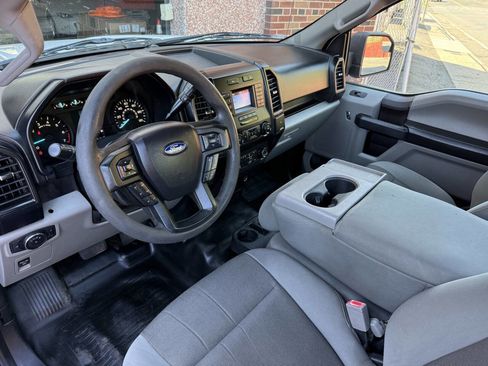 Used 2019 Ford F150 XL w/ Trailer Tow Package image 9