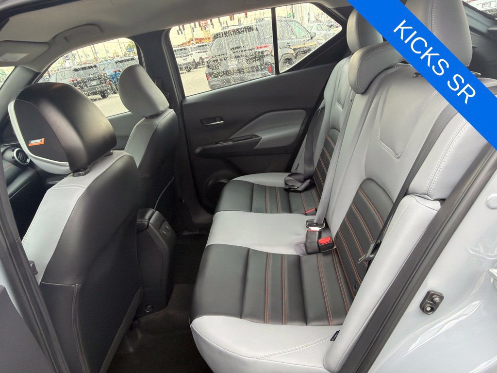Used 2023 Nissan Kicks SR w/ SR Premium Package FWD image 21