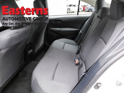 Used 2023 Toyota Corolla LE image 21