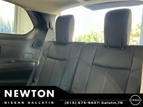 Used 2019 Nissan Pathfinder Platinum FWD image 25