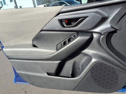 Certified 2025 Subaru Crosstrek 2.5i Sport w/ Crosstrek Mirror Package image 25