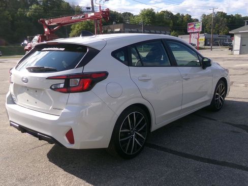 Used 2024 Subaru Impreza 2.0i Sport AWD/4WD image 6