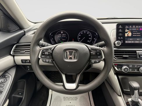 Used 2019 Honda Accord EX image 29