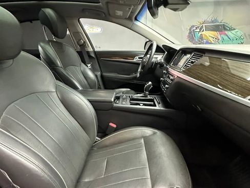 Used 2016 Hyundai Genesis 3.8 w/ Option Group 03 image 27