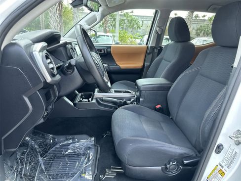 Used 2019 Toyota Tacoma SR5 image 13