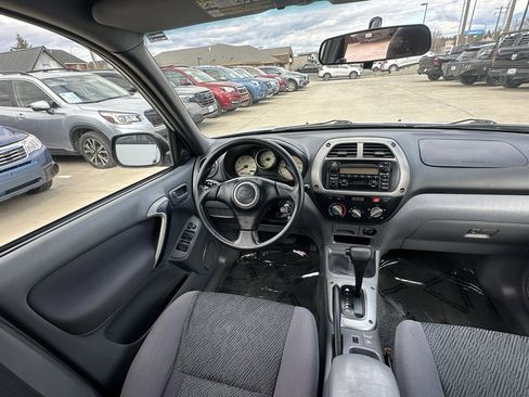 Used 2001 Toyota RAV4 2WD image 4