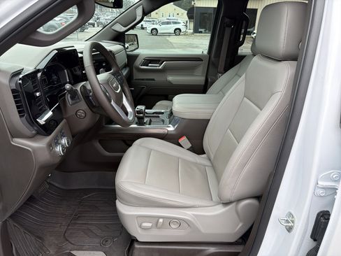 Used 2023 GMC Sierra 1500 SLT w/ SLT Premium Package image 10