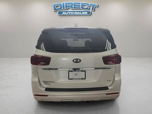 Used 2019 Kia Sedona LX FWD image 5