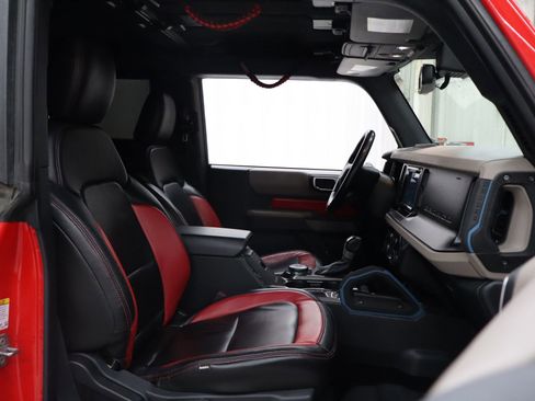 Used 2021 Ford Bronco Wildtrak image 30