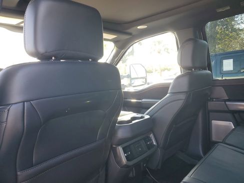 Used 2024 Ford F350 Platinum image 16