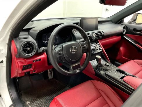 Used 2024 Lexus IS 300 F Sport RWD image 11