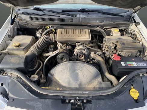 Used 2005 Jeep Grand Cherokee Laredo image 35