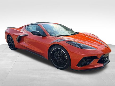Used 2021 Chevrolet Corvette Stingray Preferred Cpe w/ Z51 Performance Package RWD image 9