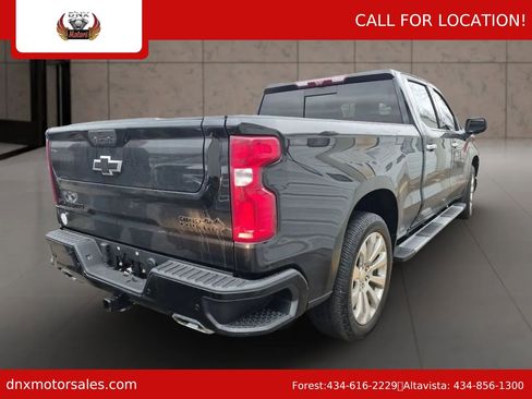 Used 2021 Chevrolet Silverado 1500 High Country w/ Technology Package image 3