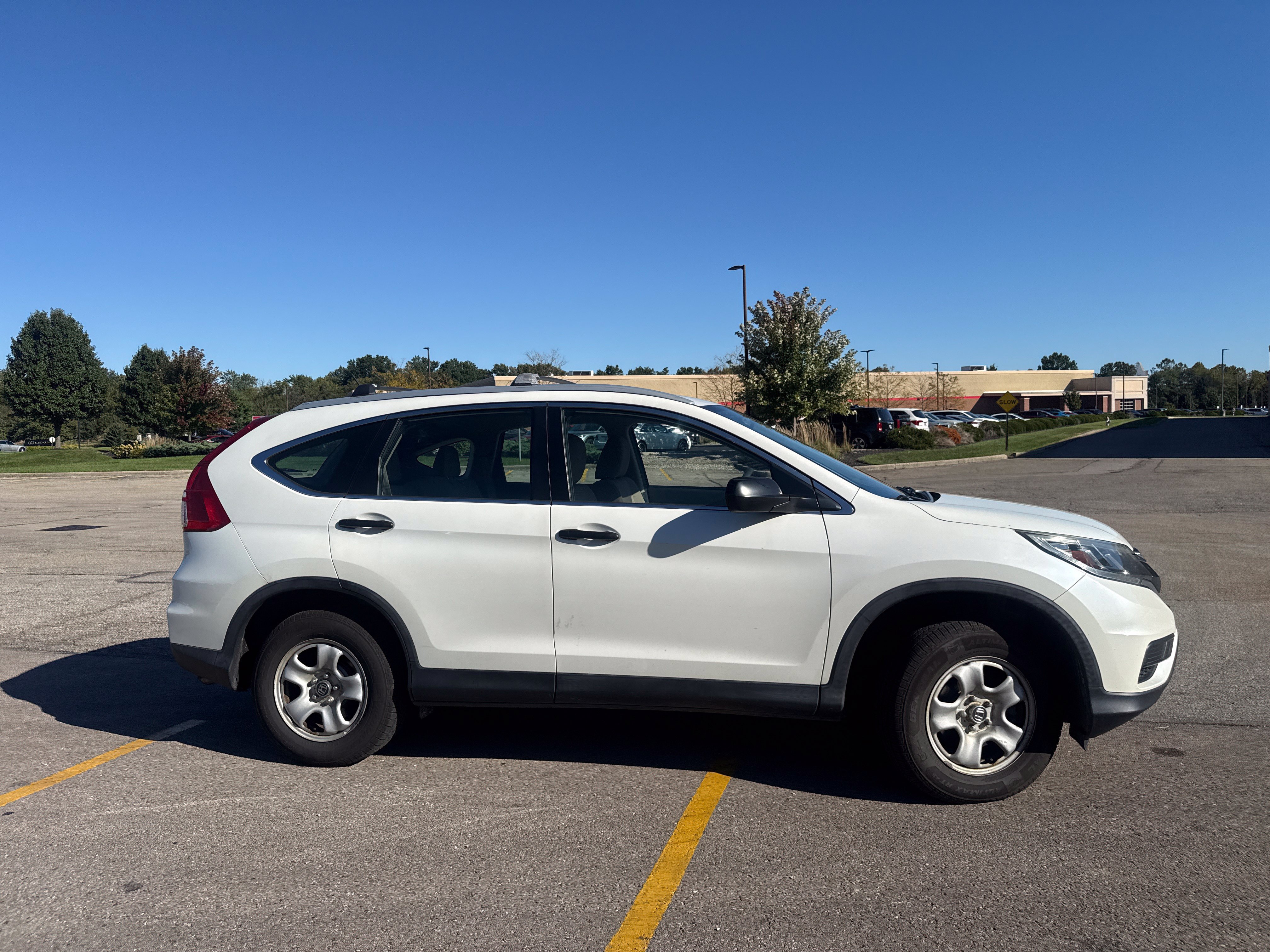 Used 2016 Honda CR-V LX image 27
