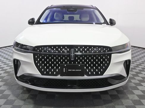 New 2026 Lincoln Nautilus Reserve AWD/4WD image 10