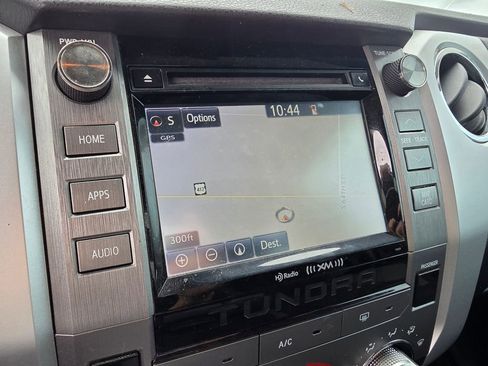 Used 2017 Toyota Tundra SR5 w/ SR5 Upgrade Package image 15