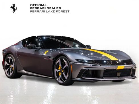 Certified 2025 Ferrari 12Cilindri RWD image 8