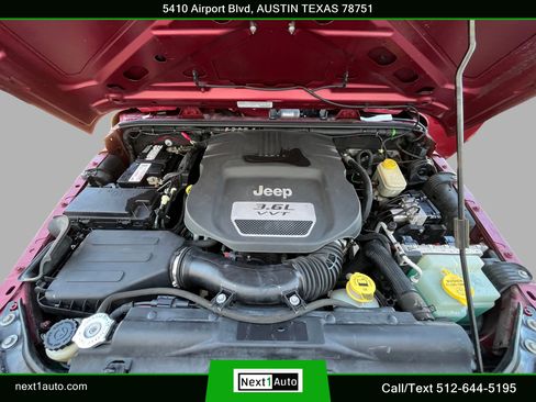 Used 2013 Jeep Wrangler Unlimited Sport AWD/4WD image 29