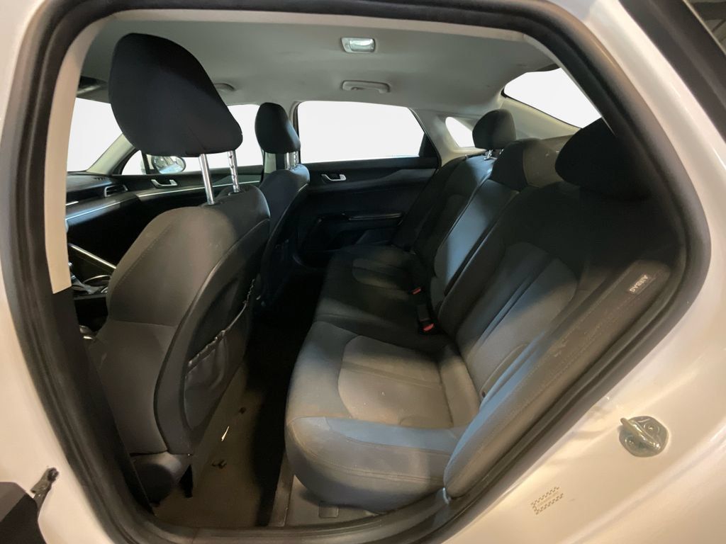 Used 2022 Kia K5 LXS FWD image 24