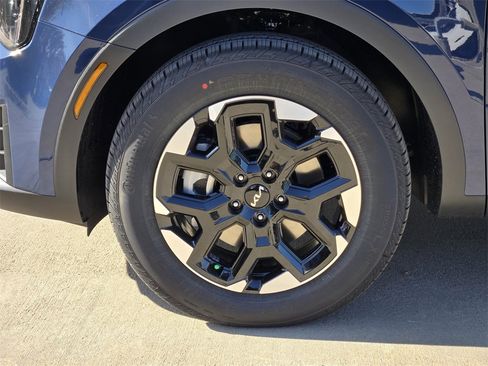 New 2026 Kia Sorento S image 16