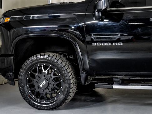 Used 2024 Chevrolet Silverado 3500 LTZ w/ LTZ Plus Package image 13