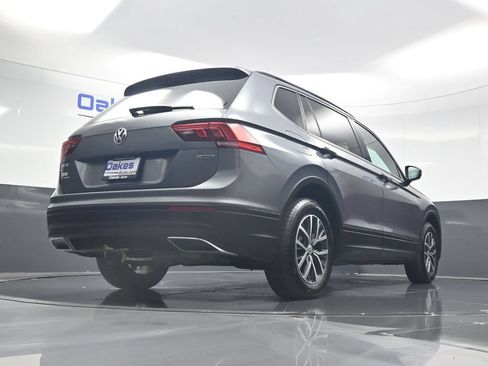Used 2019 Volkswagen Tiguan SE w/ Panoramic Sunroof Package AWD/4WD image 48