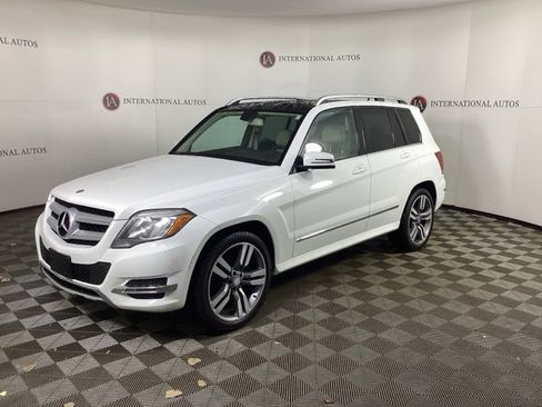 Used 2015 Mercedes-Benz GLK 350 4MATIC image 1