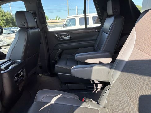 Used 2021 Chevrolet Tahoe High Country AWD/4WD image 32