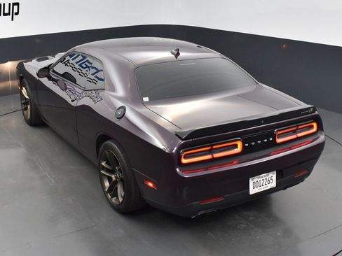 Used 2022 Dodge Challenger R/T Scat Pack w/ Dynamics Package RWD image 12