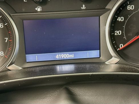Used 2025 Chevrolet Blazer LT FWD image 18