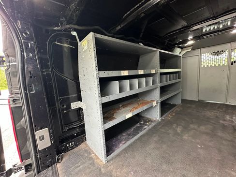 Used 2020 Ford Transit 150 Low Roof RWD image 26