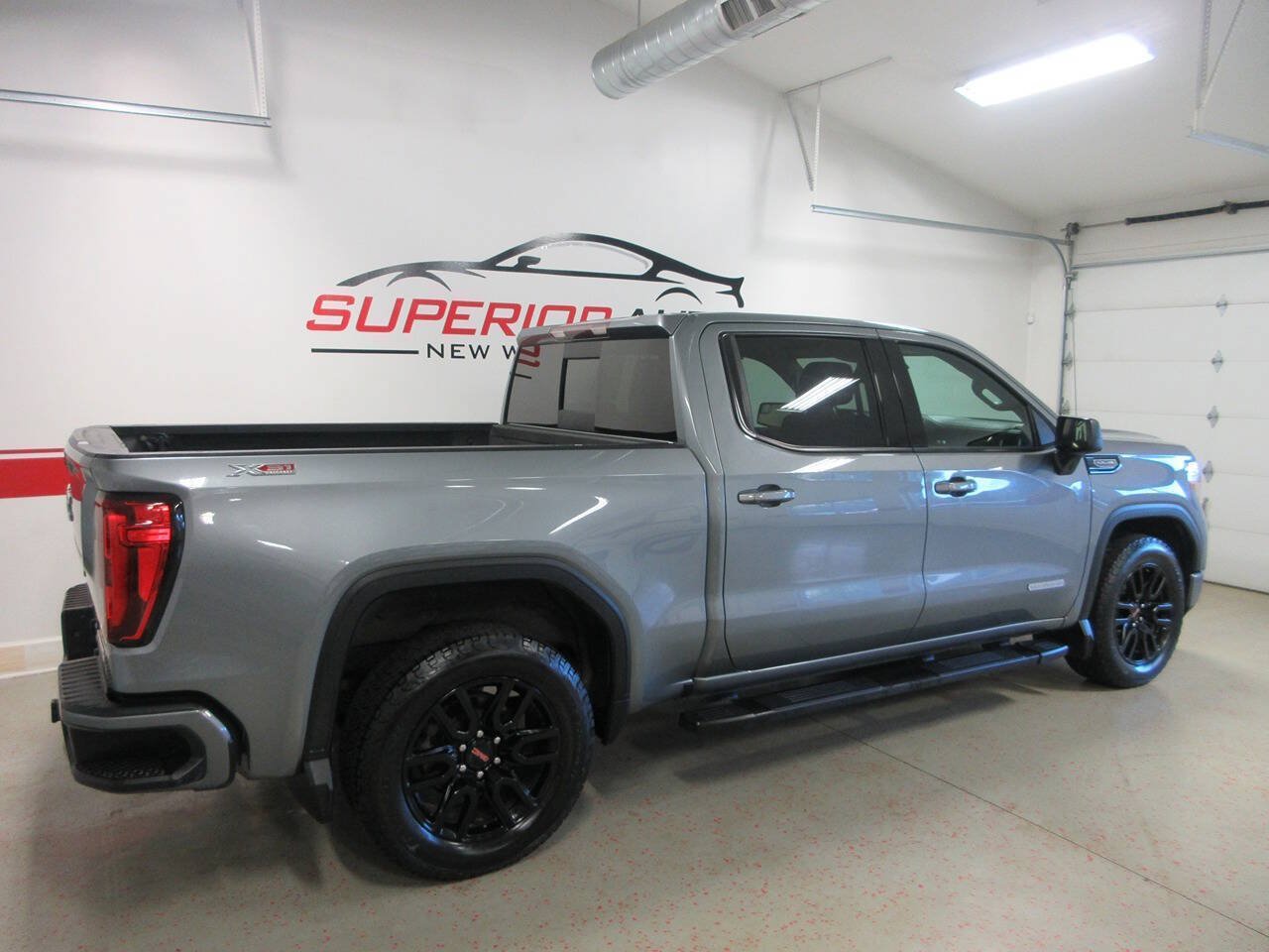 Used 2020 GMC Sierra 1500 Elevation w/ Elevation Value Package AWD/4WD image 4