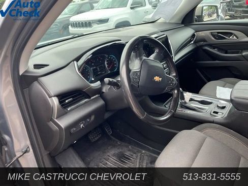 Used 2019 Chevrolet Traverse LT FWD image 7